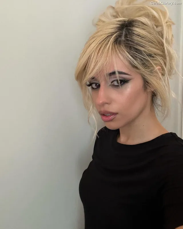 Camila Cabello photo 10 of 2287
