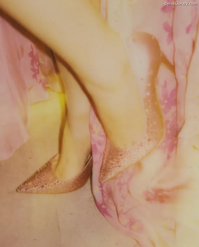 Camila Cabello photo 1 of 2287