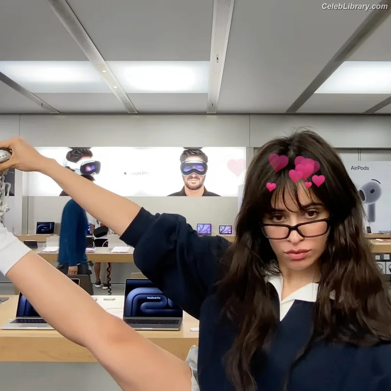 Camila Cabello photo 16 of 2287