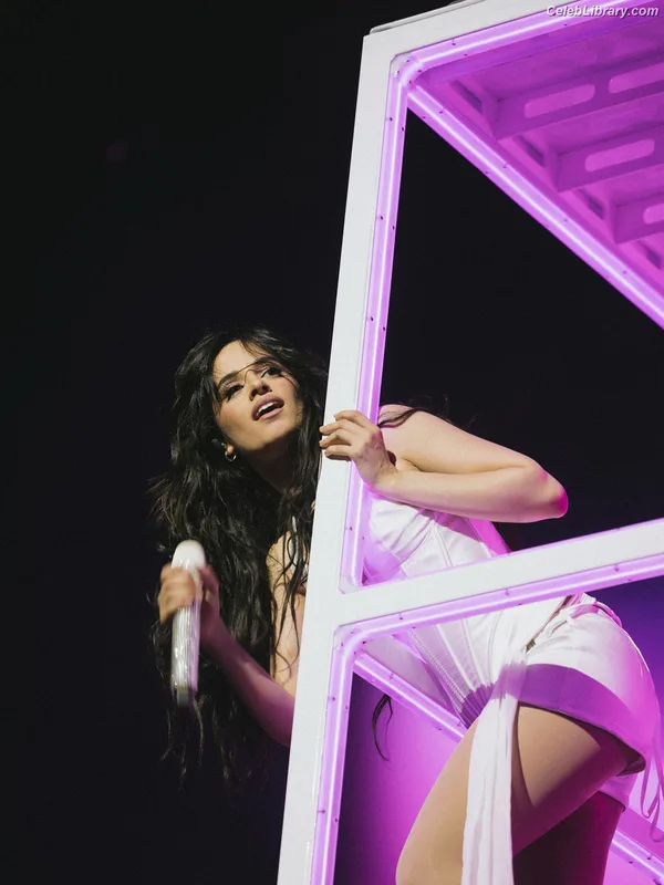 Camila Cabello photo 23 of 2287