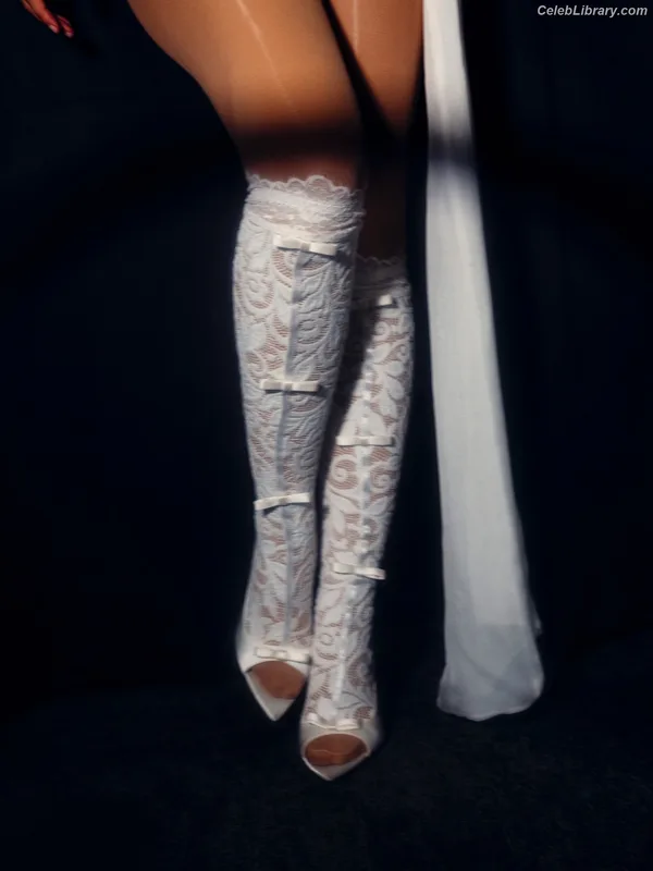 Camila Cabello photo 24 of 2287
