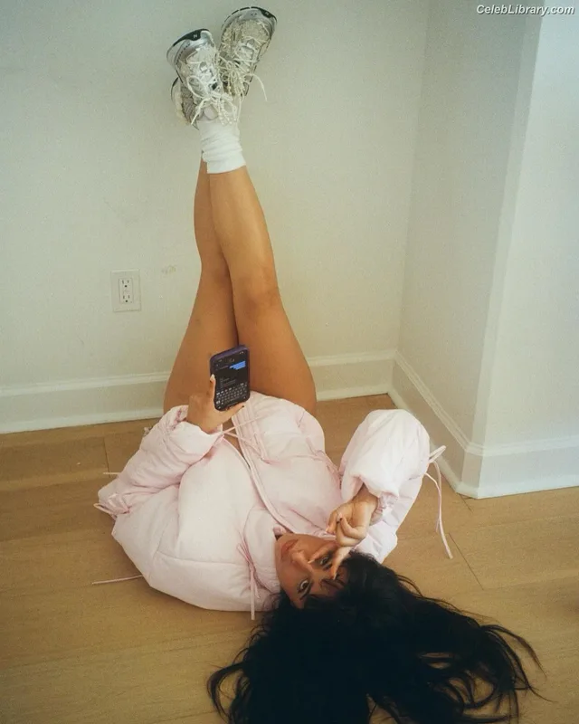 Camila Cabello photo 7 of 2287