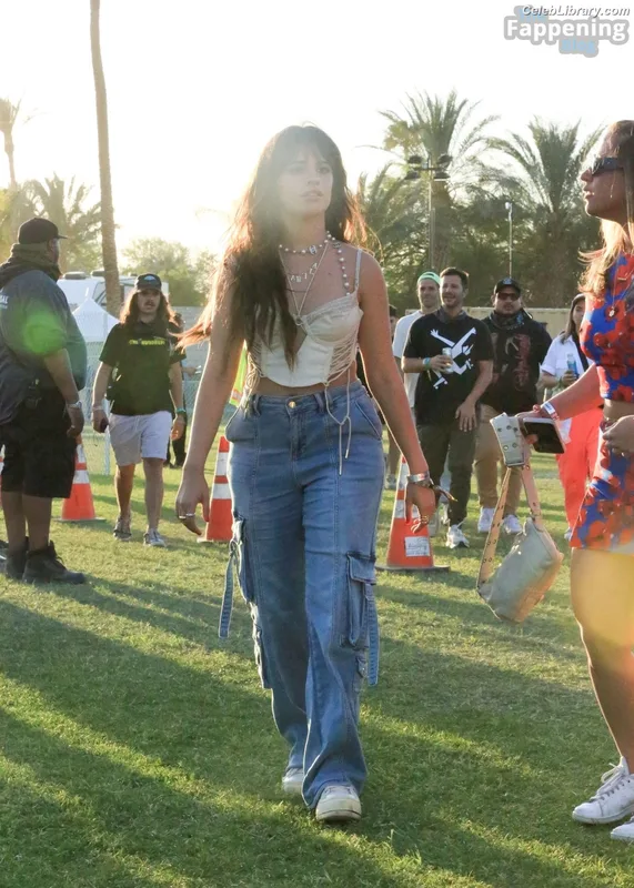 Camila Cabello photo 22 of 2287