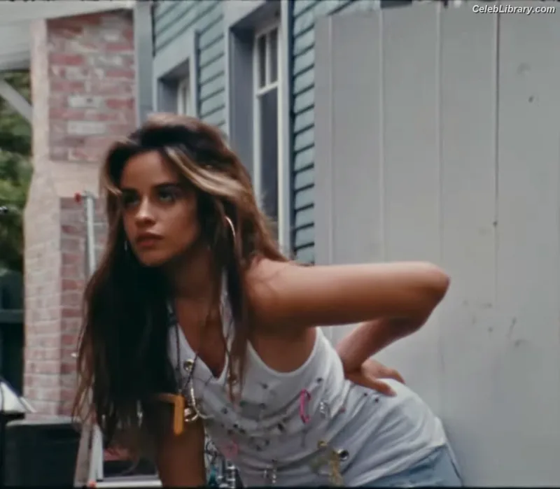 Camila Cabello photo 22 of 2287