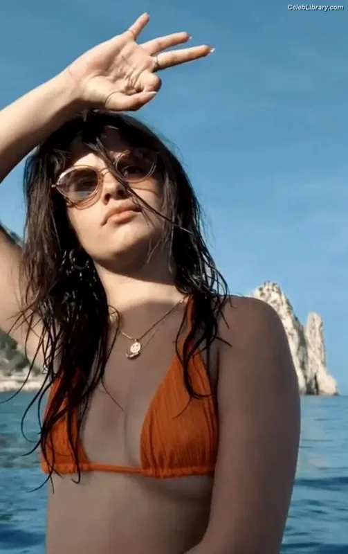Camila Cabello photo 3 of 2287