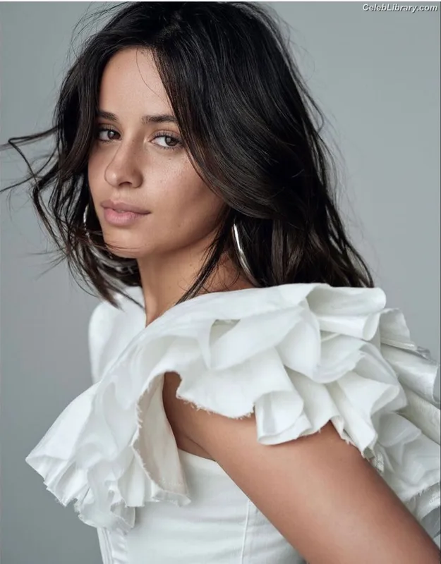 Camila Cabello photo 18 of 2287