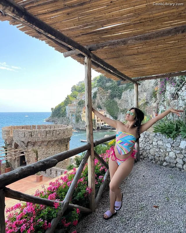 Camila Cabello photo 20 of 2287