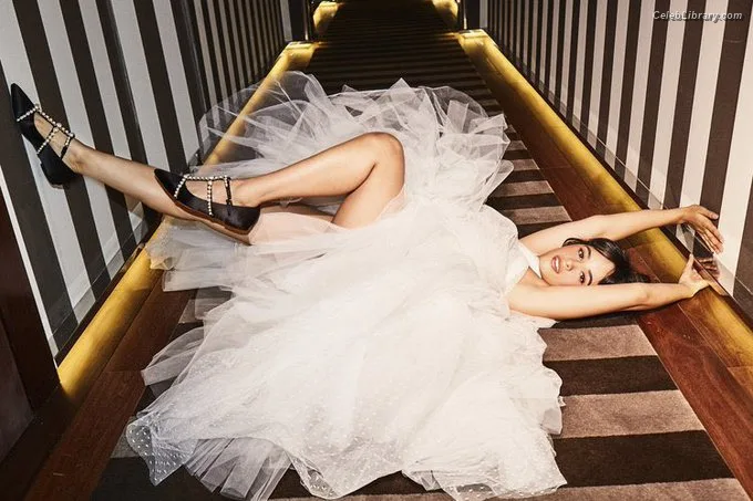 Camila Cabello photo 19 of 2287