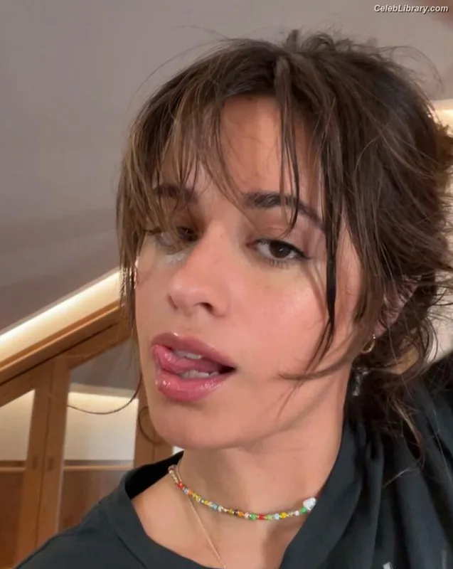 Camila Cabello photo 16 of 2287