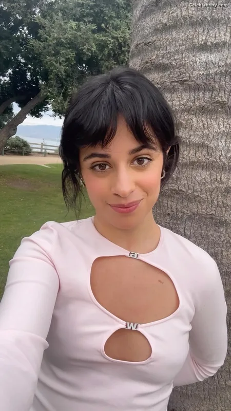 Camila Cabello photo 23 of 2287