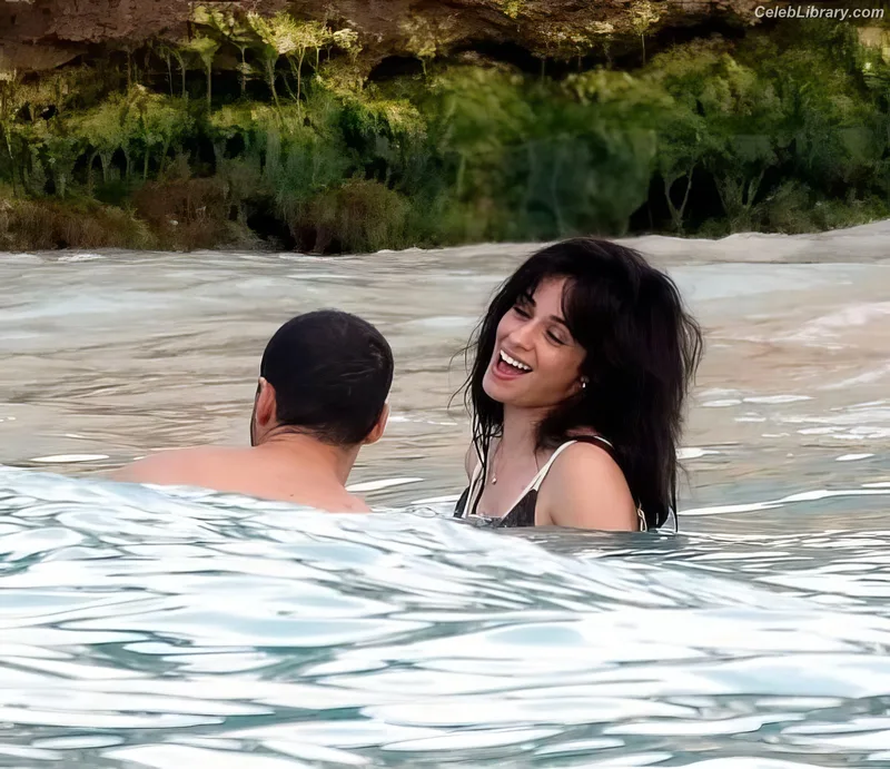 Camila Cabello photo 6 of 2287
