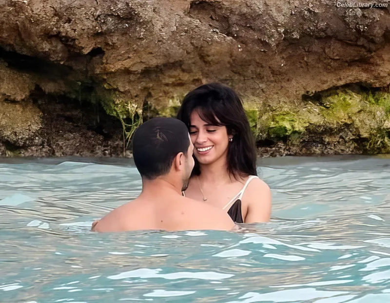 Camila Cabello photo 8 of 2287
