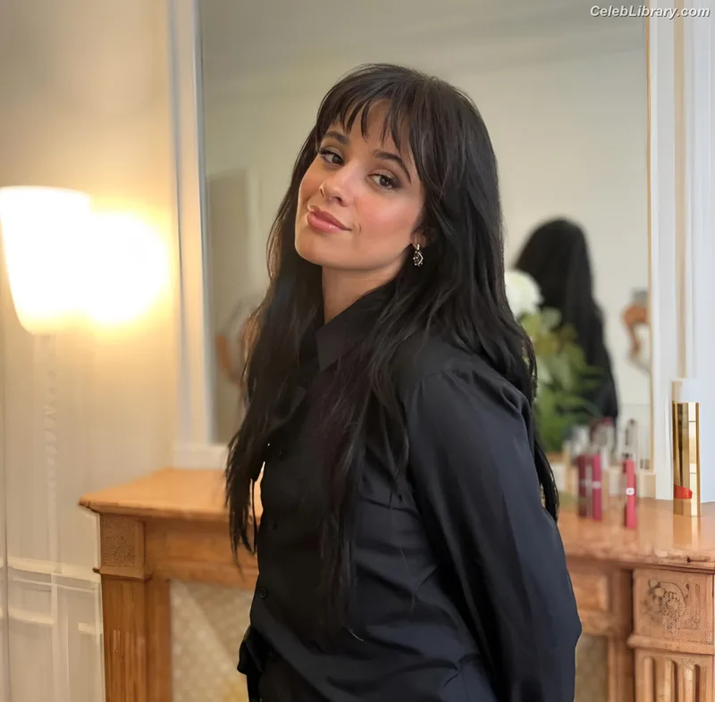 Camila Cabello photo 13 of 2287