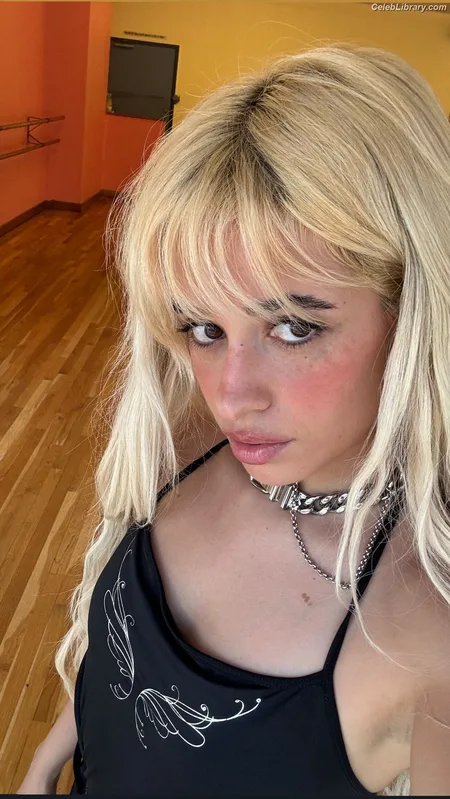 Camila Cabello photo 1 of 2287