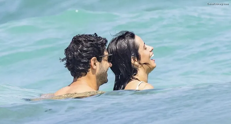 Camila Cabello photo 5 of 2287