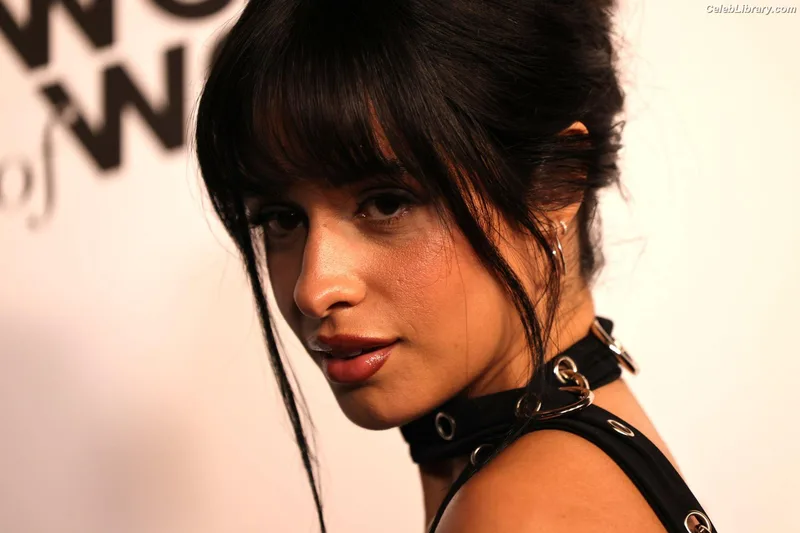 Camila Cabello photo 4 of 2287