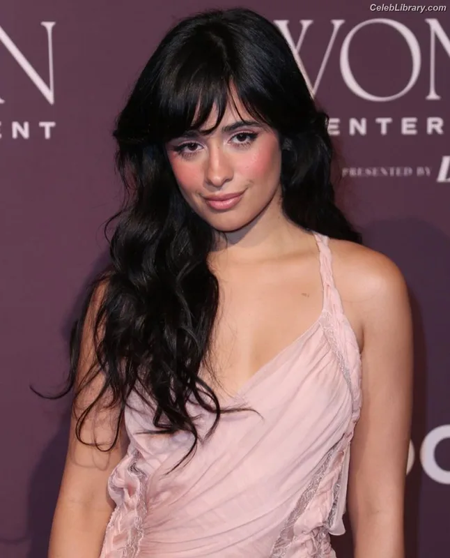 Camila Cabello photo 22 of 2287