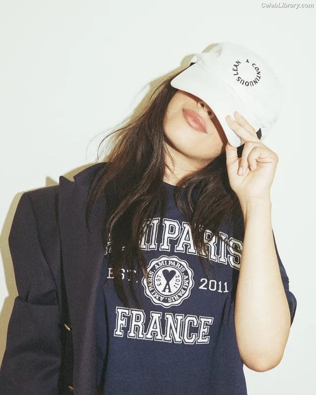 Camila Cabello photo 19 of 2287