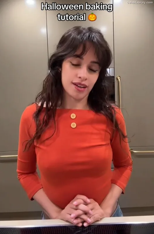 Camila Cabello photo 15 of 2287