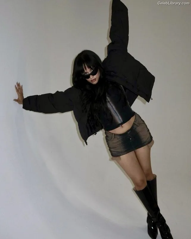 Camila Cabello photo 19 of 2287