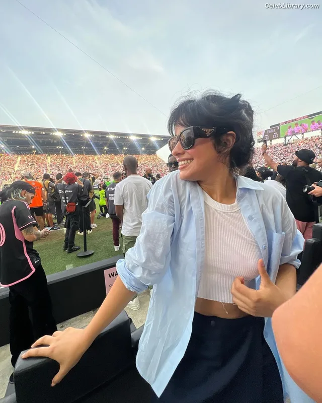 Camila Cabello photo 22 of 2287
