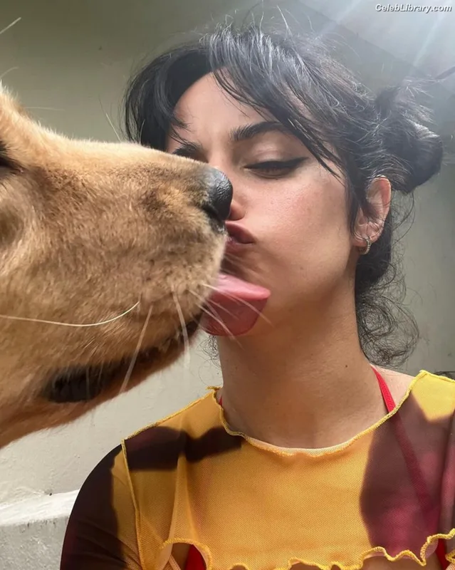 Camila Cabello photo 16 of 2287