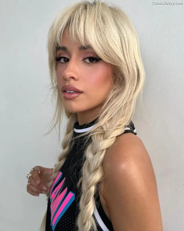 Camila Cabello photo 8 of 2287