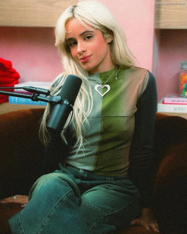 Camila Cabello photo 8 of 2287