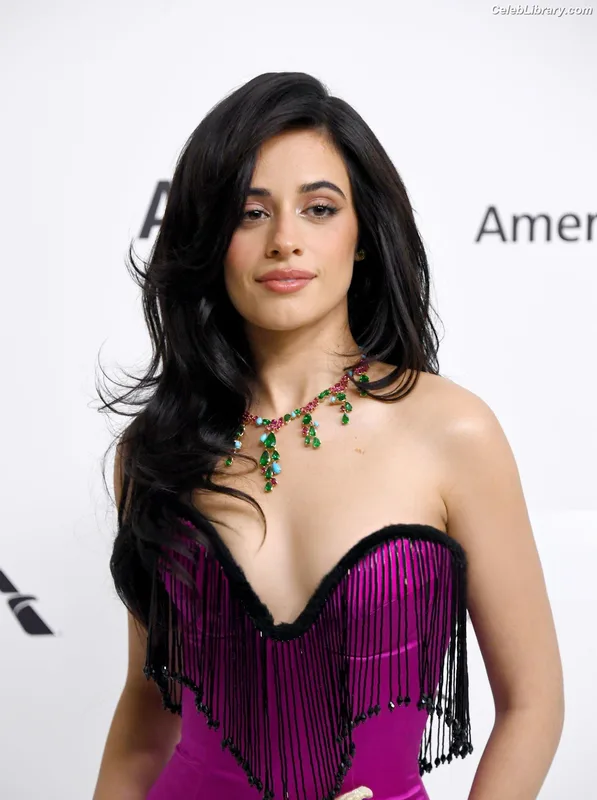 Camila Cabello photo 4 of 2287