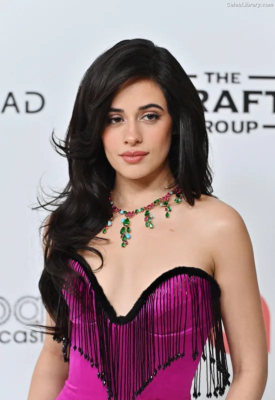 Camila Cabello photo 5 of 2287