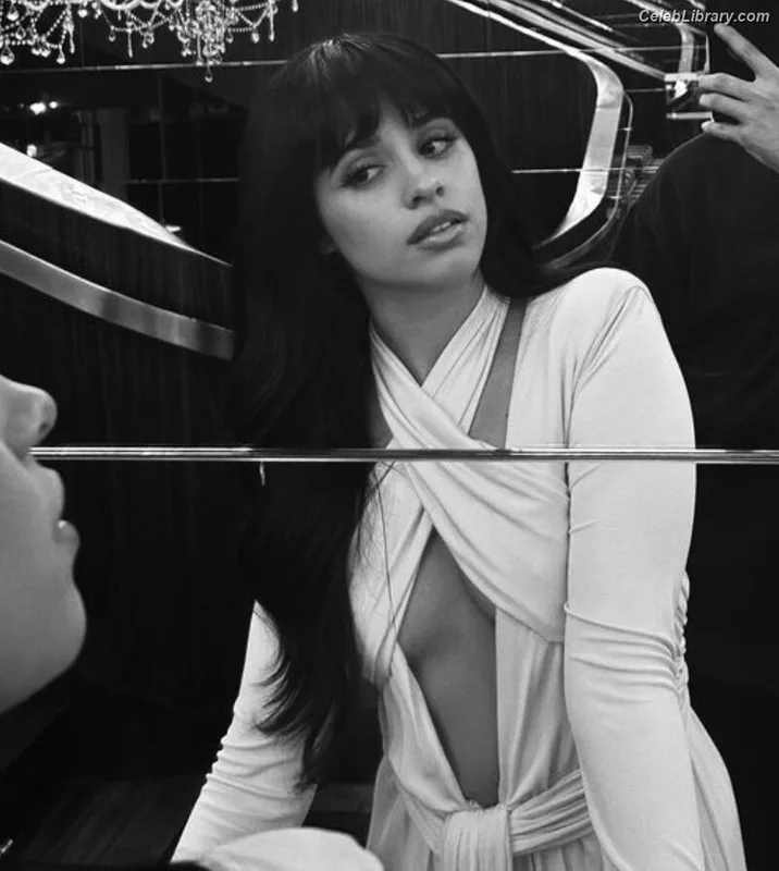 Camila Cabello photo 7 of 2287