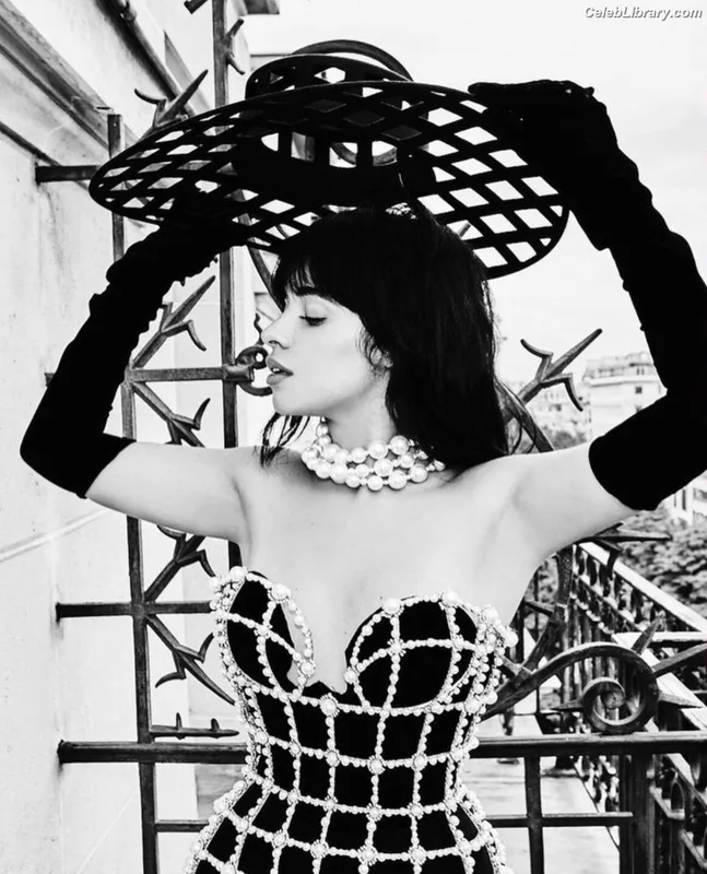 Camila Cabello photo 5 of 2287