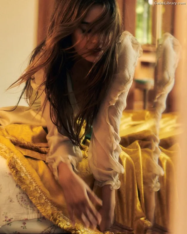 Camila Cabello photo 14 of 2287