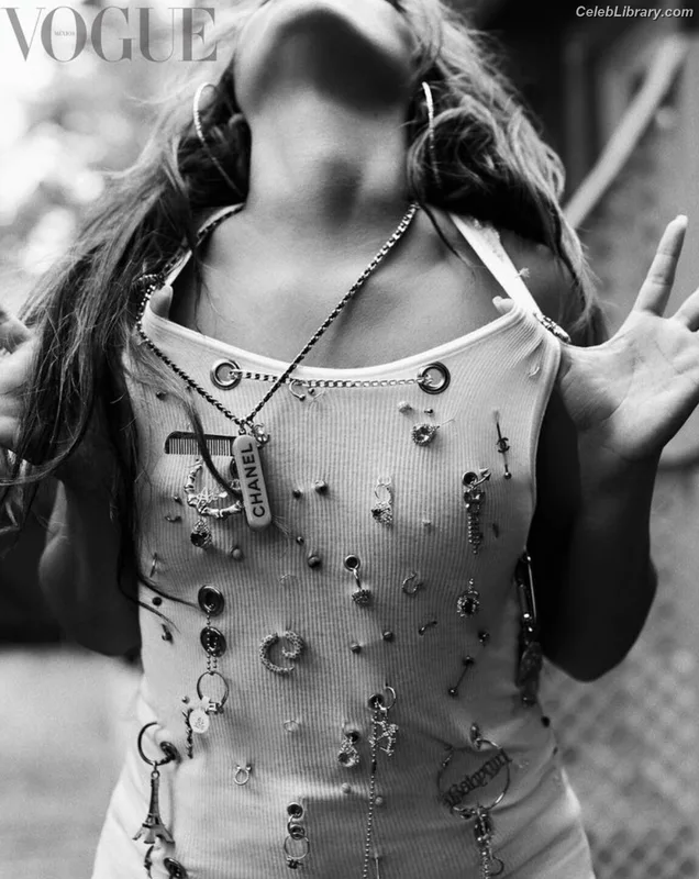 Camila Cabello photo 18 of 2287