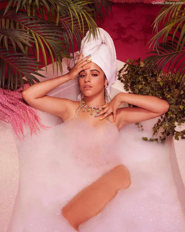 Camila Cabello photo 7 of 2287