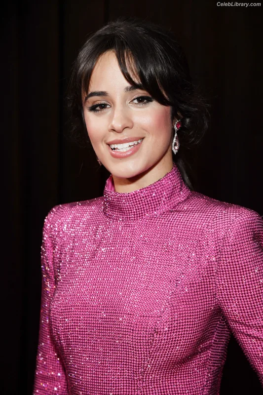 Camila Cabello photo 4 of 2287