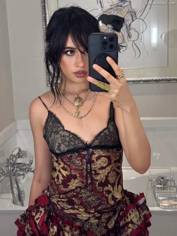 Camila Cabello photo 13 of 2287