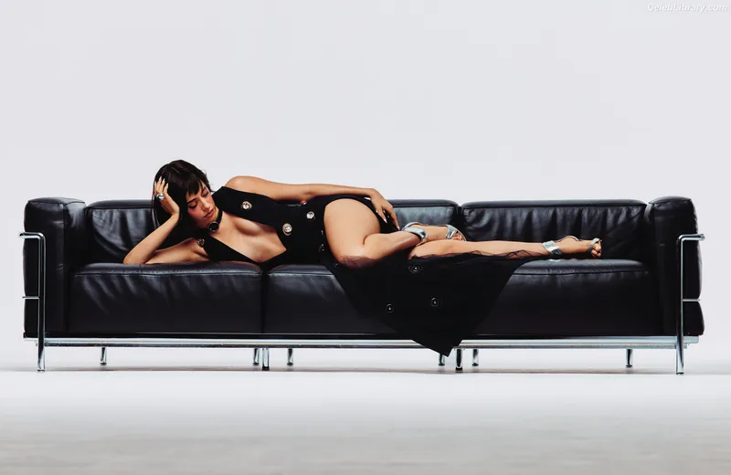 Camila Cabello photo 4 of 2287