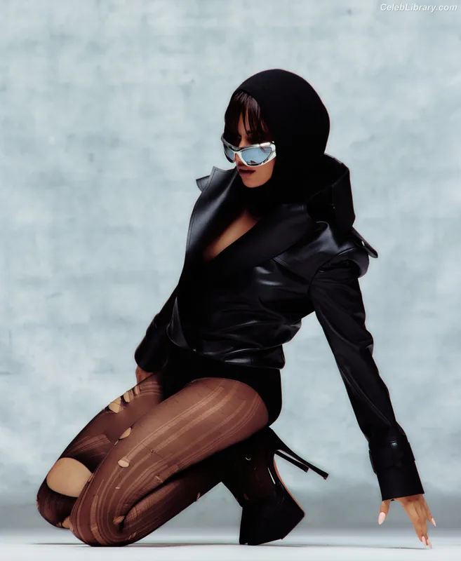 Camila Cabello photo 11 of 2287