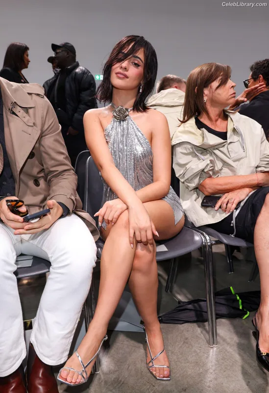 Camila Cabello photo 11 of 2287
