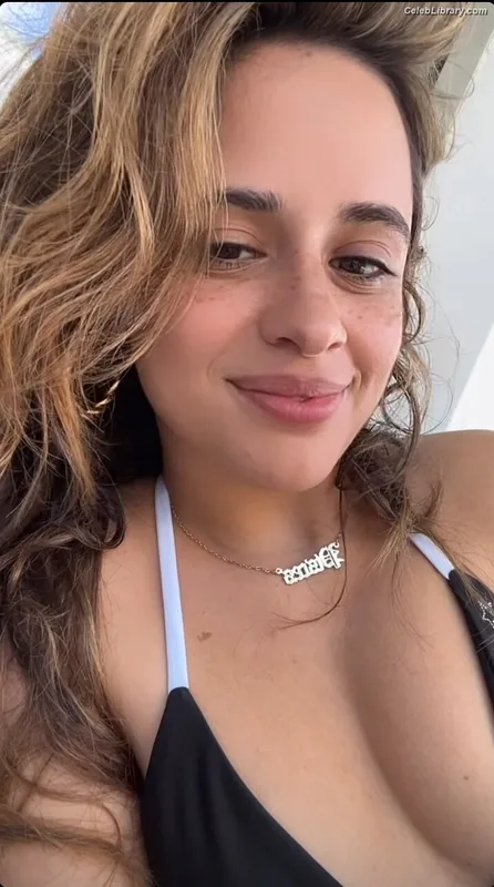 Camila Cabello photo 1 of 2287