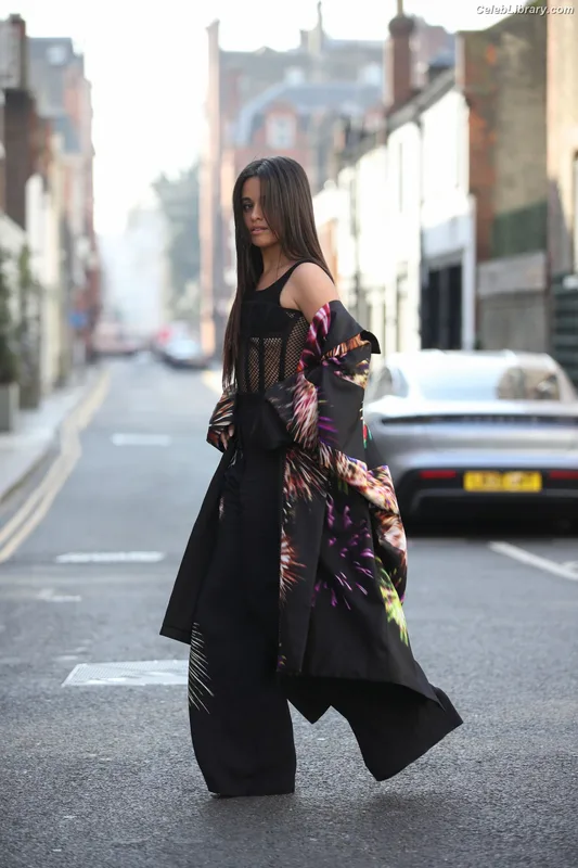 Camila Cabello photo 9 of 2287