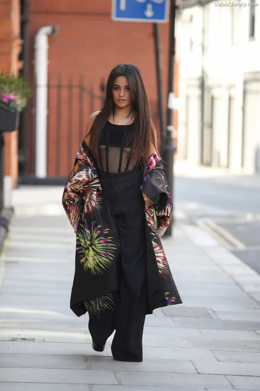 Camila Cabello photo 15 of 2287