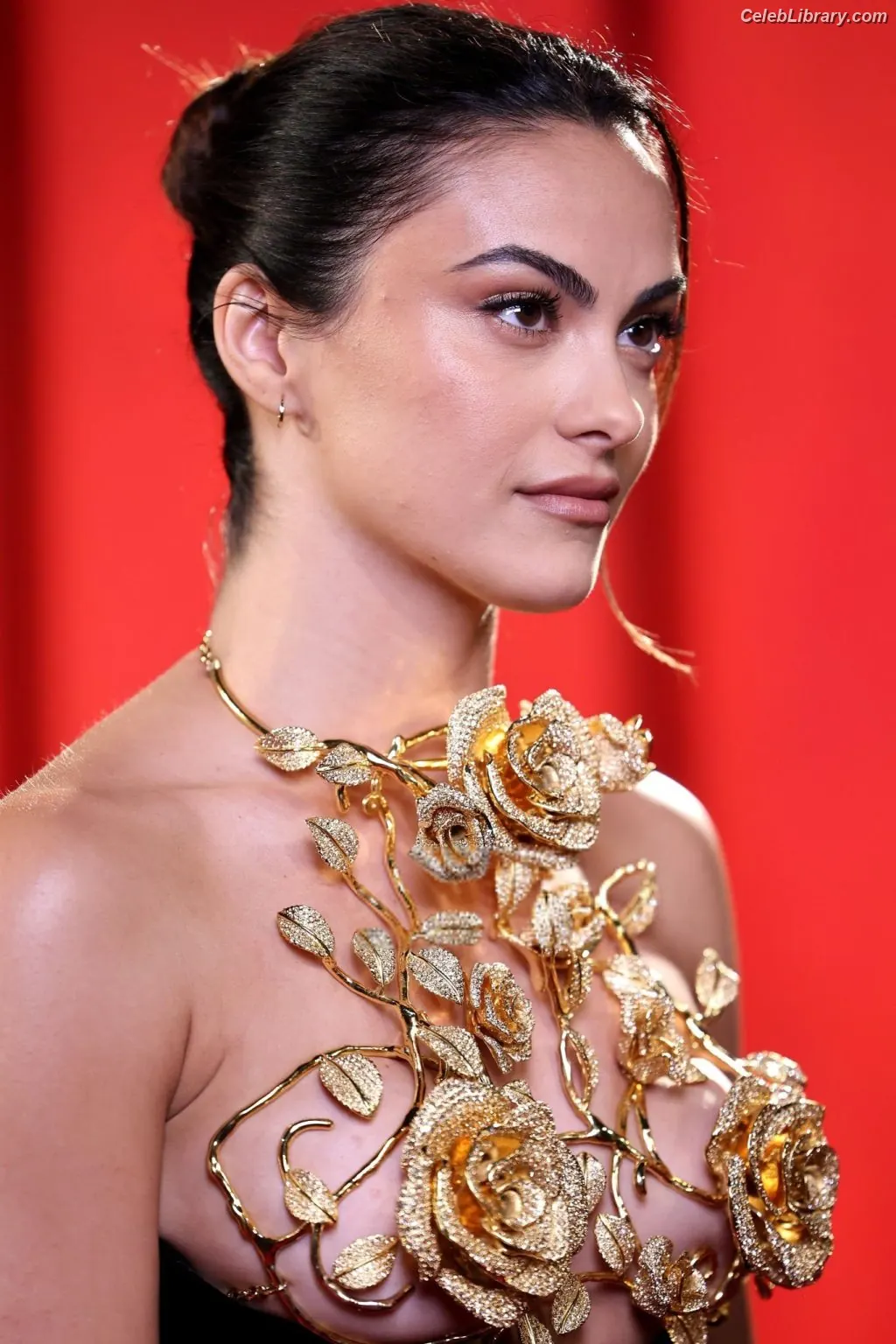 Camila Mendes photo 7 of 947