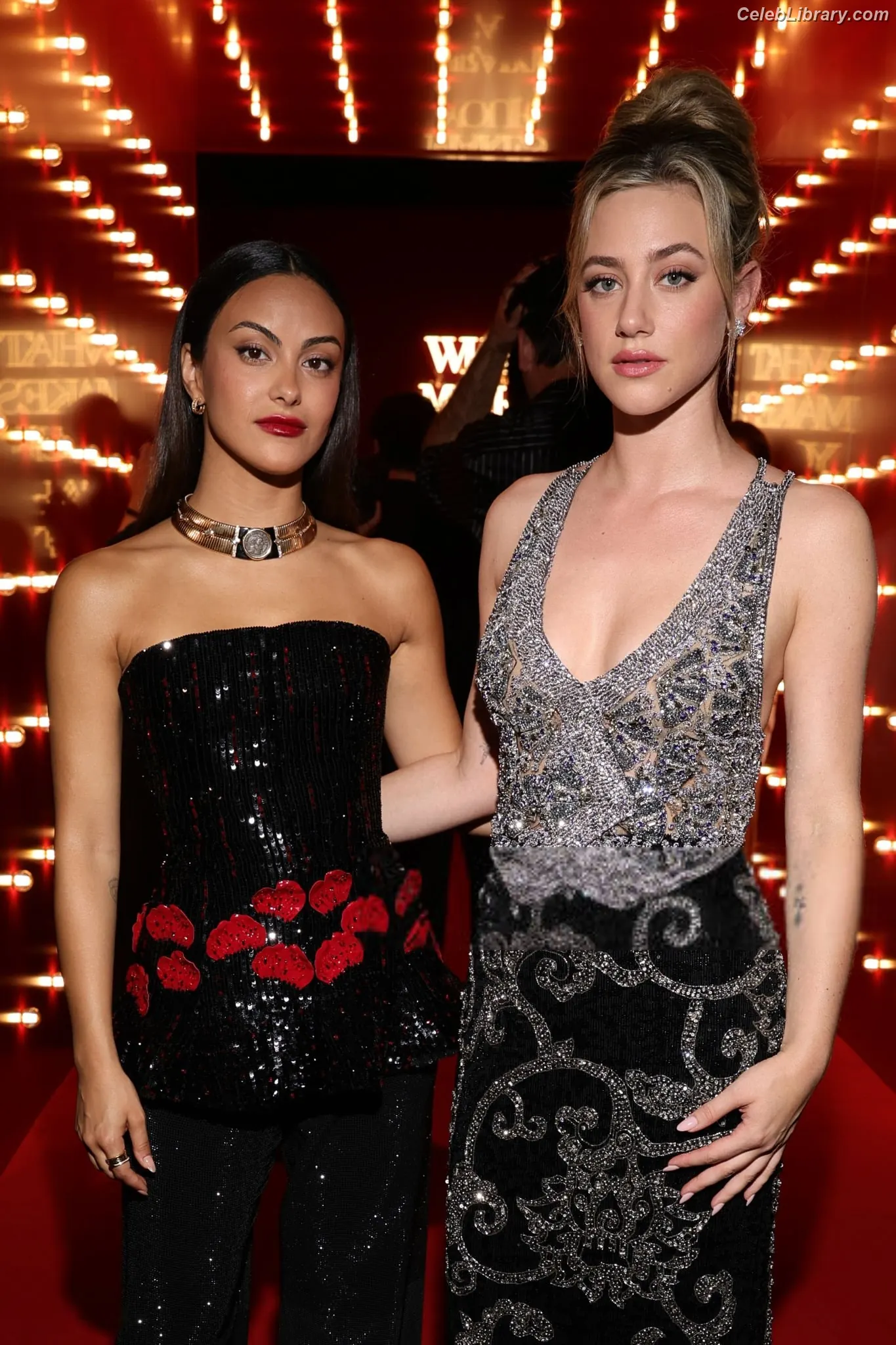 Camila Mendes photo 16 of 947