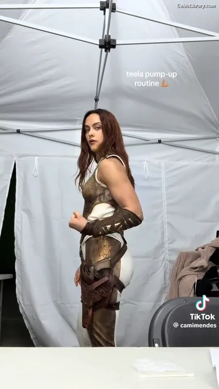 Camila Mendes photo 12 of 950