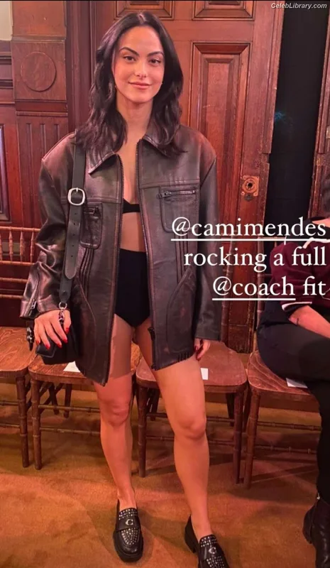 Camila Mendes photo 9 of 950