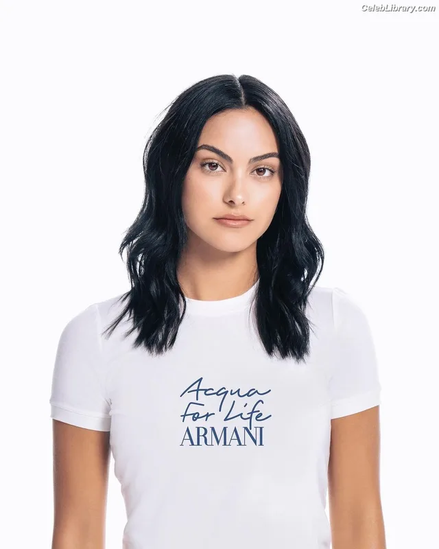 Camila Mendes photo 12 of 950