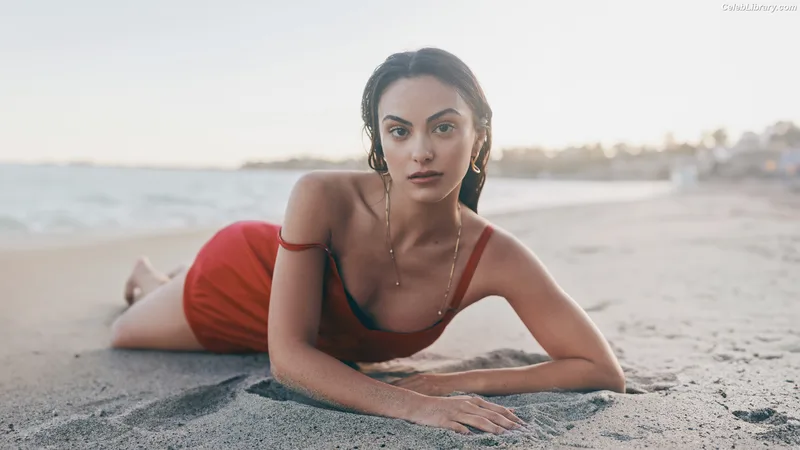 Camila Mendes photo 24 of 950