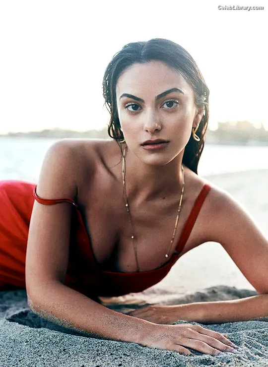 Camila Mendes photo 6 of 950